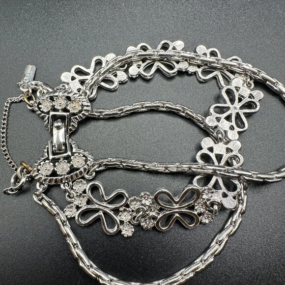 Vintage Monet Silver Tone Multi Strand Flower Bracelet Safety Chain Signed - Picture 8 of 15